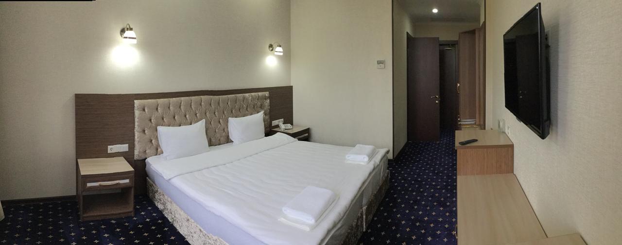 Hotel Khanaka Turkistan Esterno foto